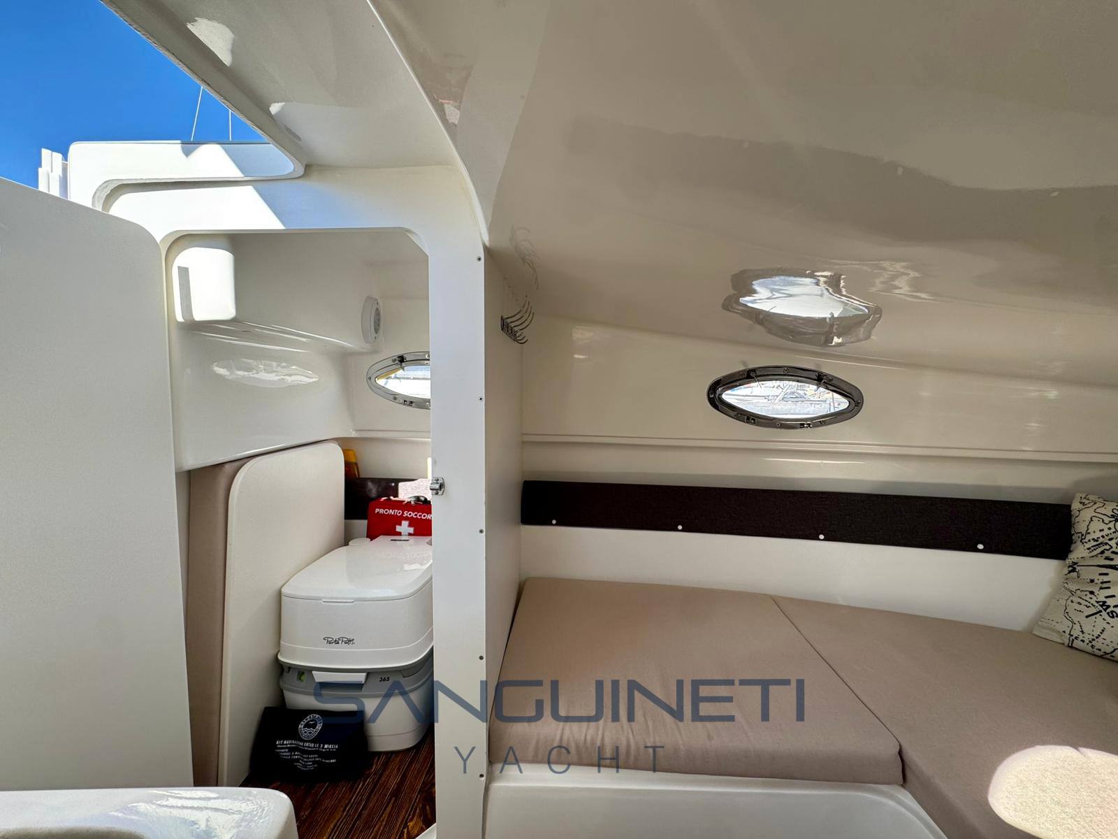 Aquabat limited edition 20 sport cruiser Barca a motore usata in vendita