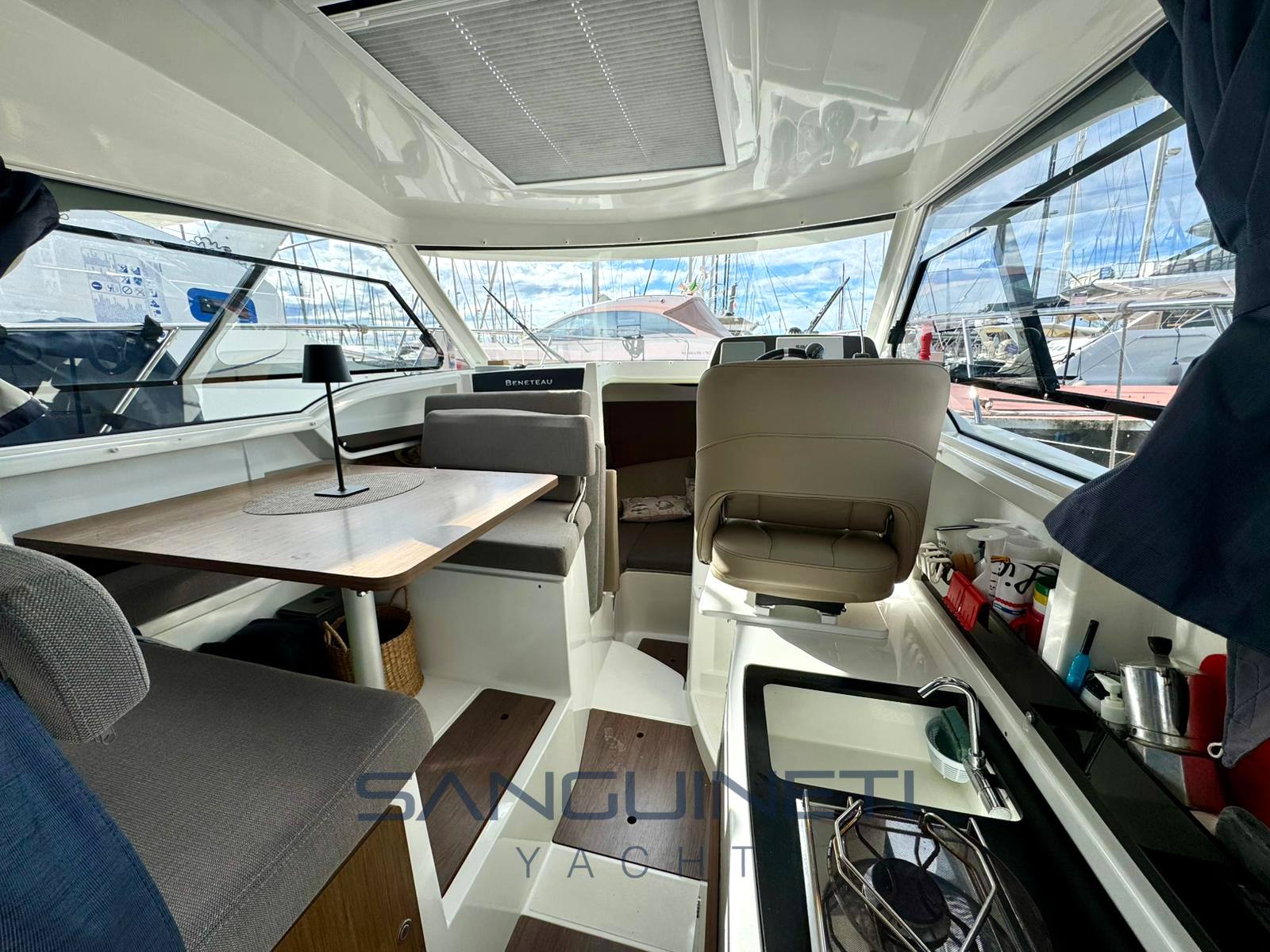 Beneteau Antares 8 occasion