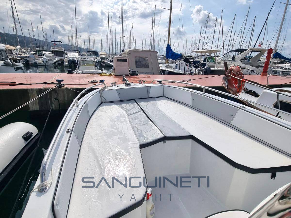 Trimarchi Petra 670 使用