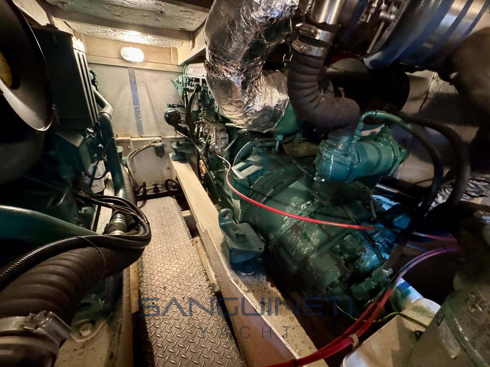 Erredesign 153 Flybridge verwendet