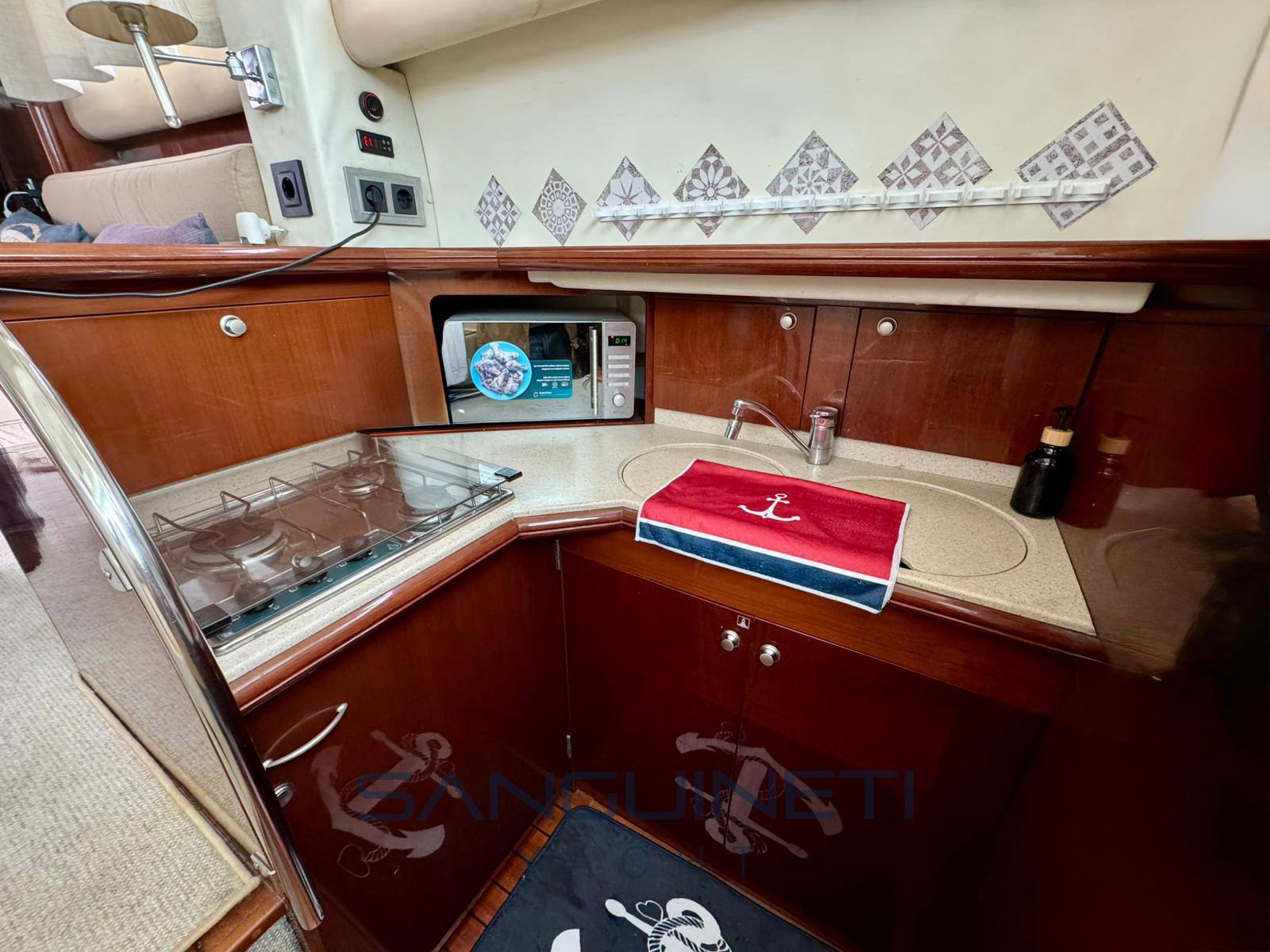Jeanneau Prestige 36 Flybridge usato