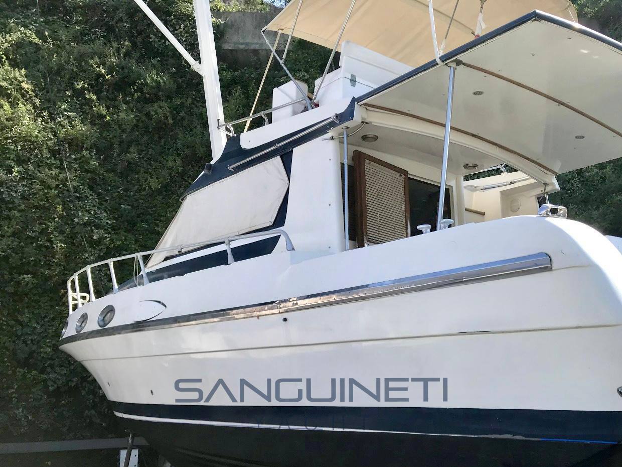 Piantoni Hurricane Flybridge