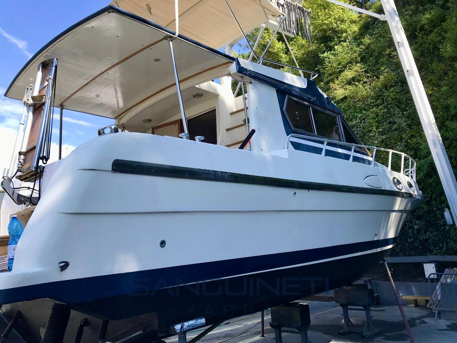 Piantoni Hurricane barca a motore