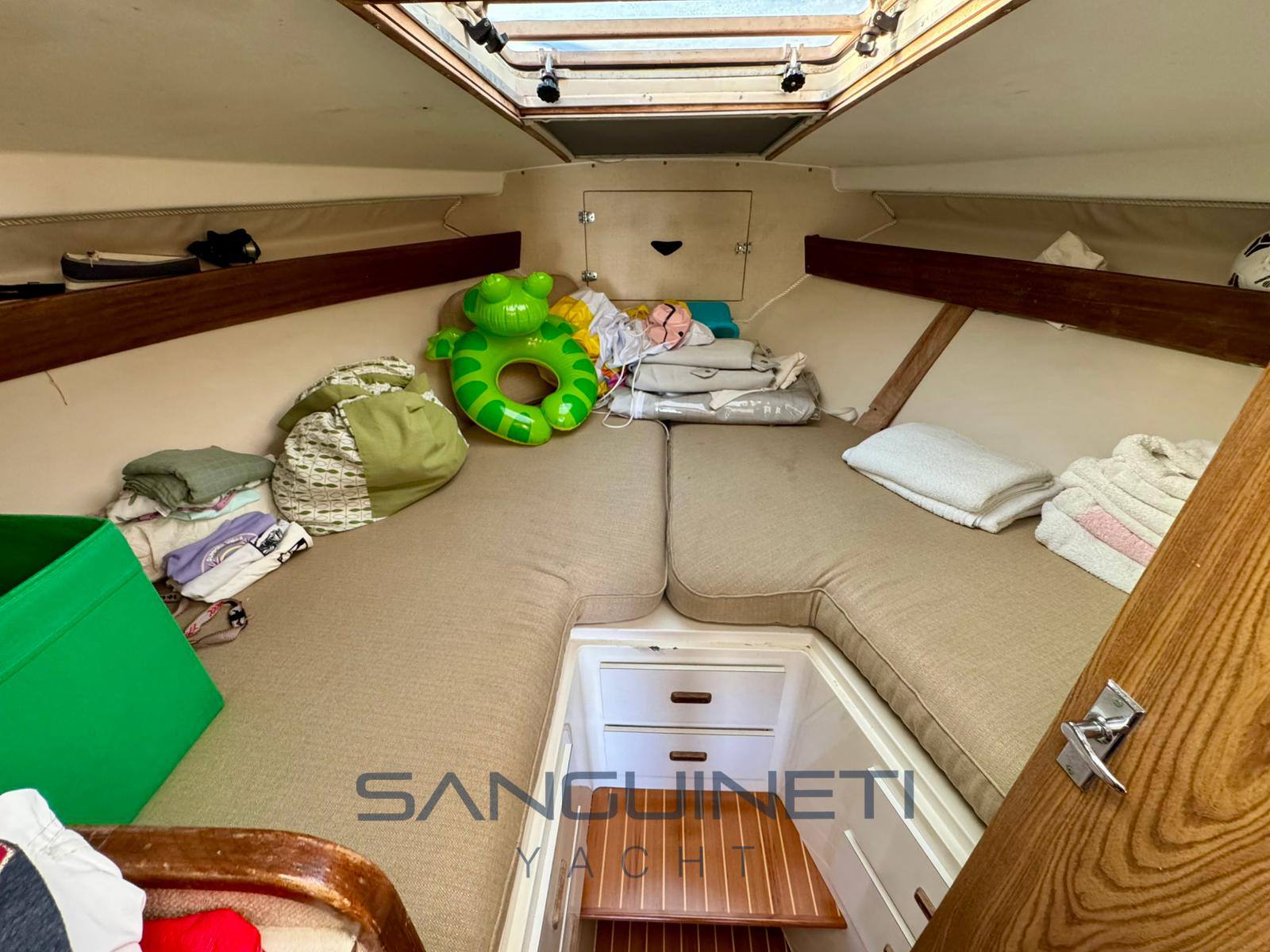 Bertram 33 Barca a motore usata in vendita