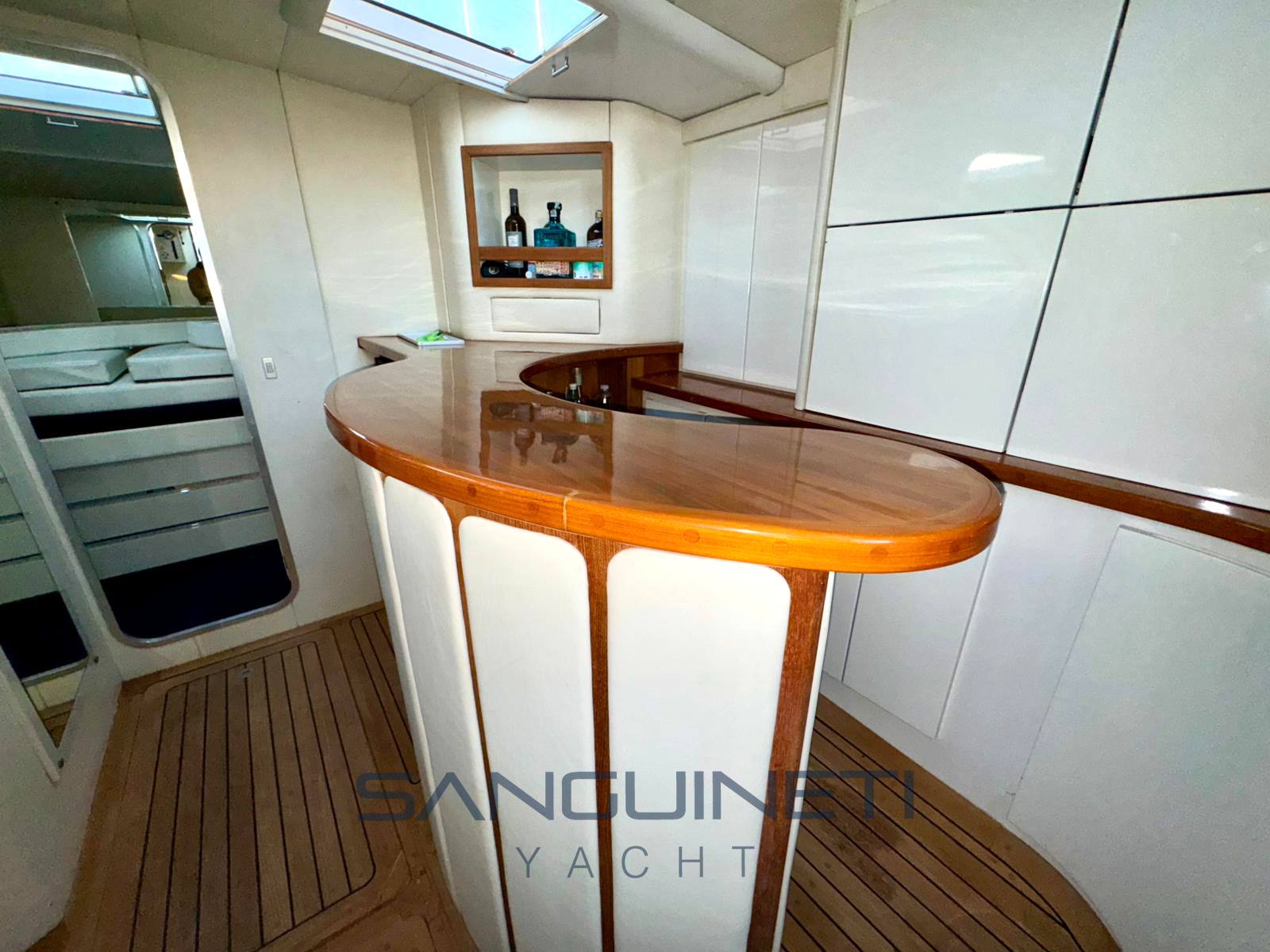 Itama 45 barca a motore