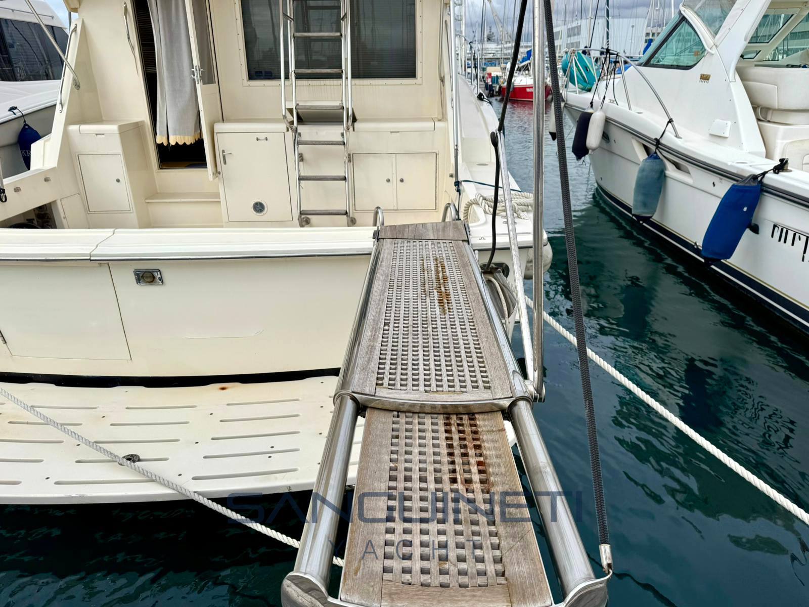 Hatteras 50 convertible Pêche en eau salée