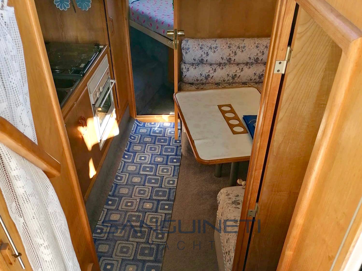 Fairline 33 targa Barca a motore usata in vendita