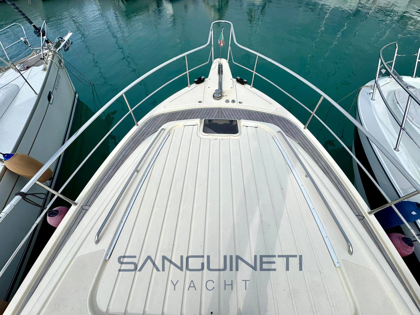 Portofino 37 Моторная лодка используется для продажи