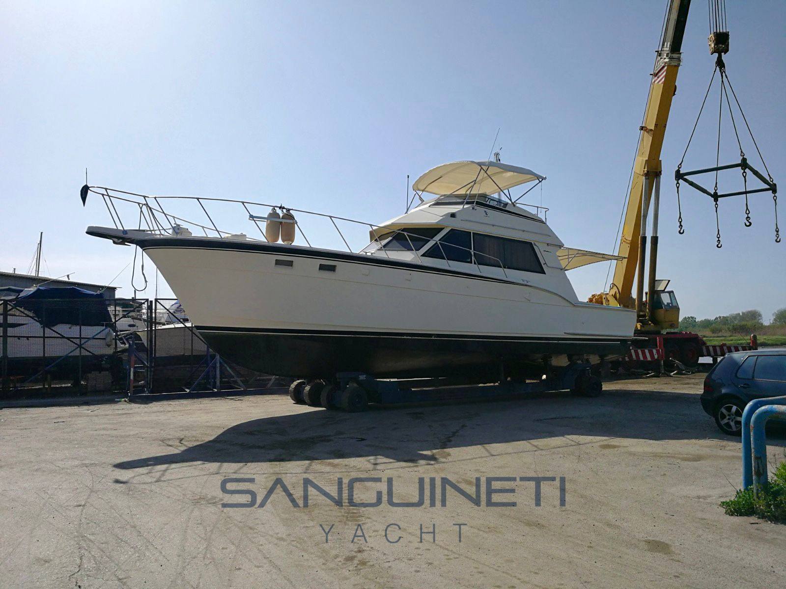 Hatteras 45 convertible Barca a motore usata in vendita