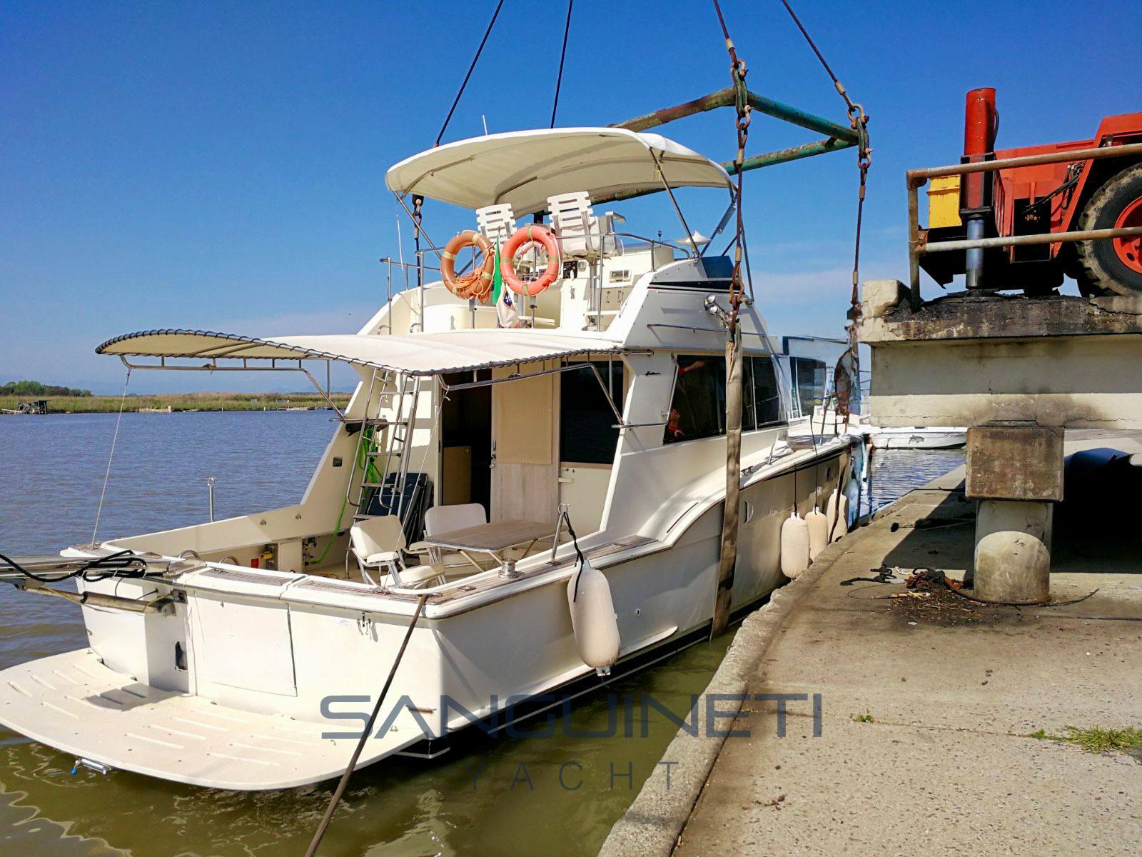 Hatteras 45 convertible barca a motore