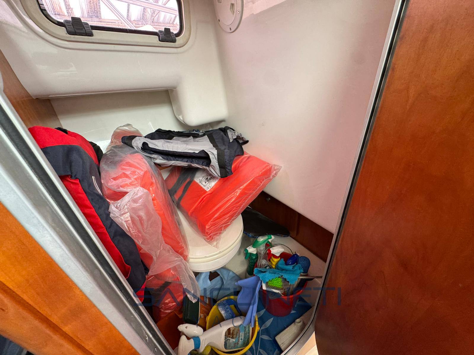 Kelt White shark 248 机动船 用于销售