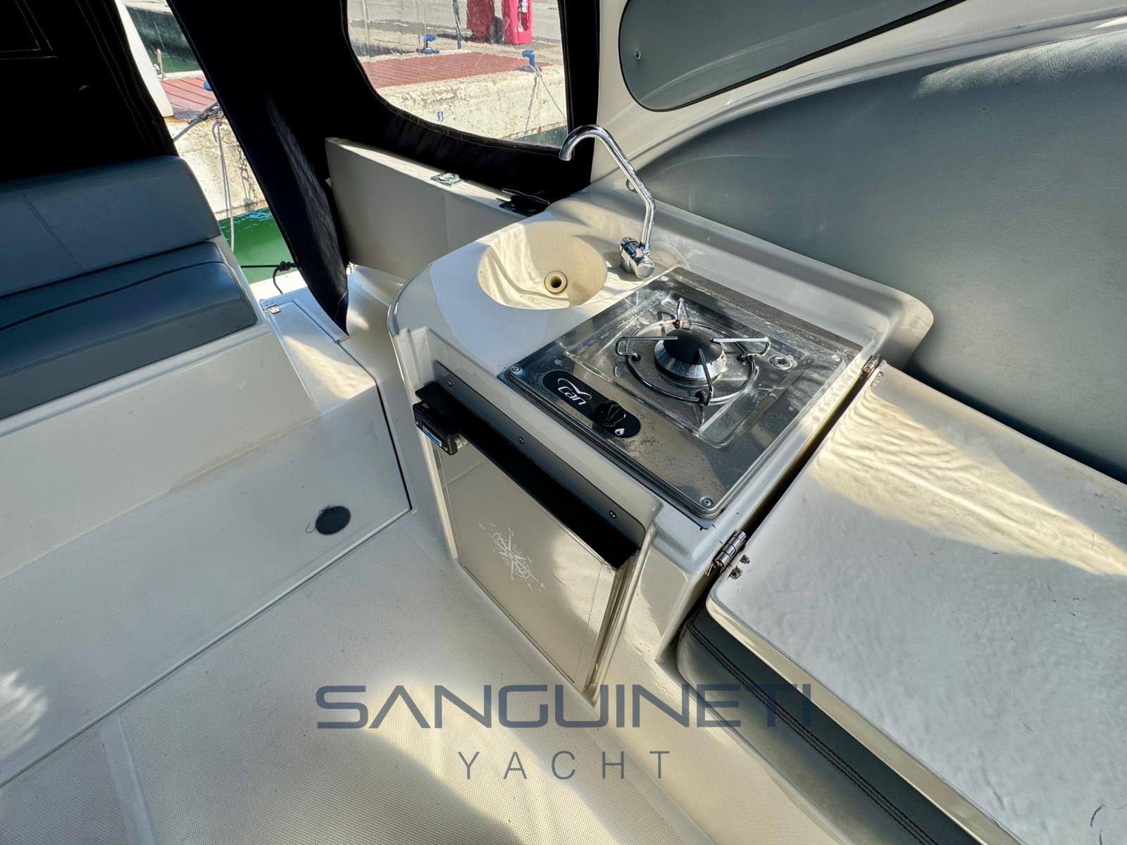 Coverline Cabin 7.10 cruiser 0