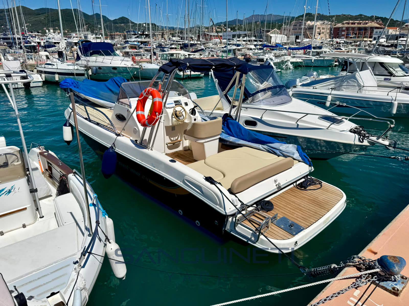 Terminal boat Freetime 24 