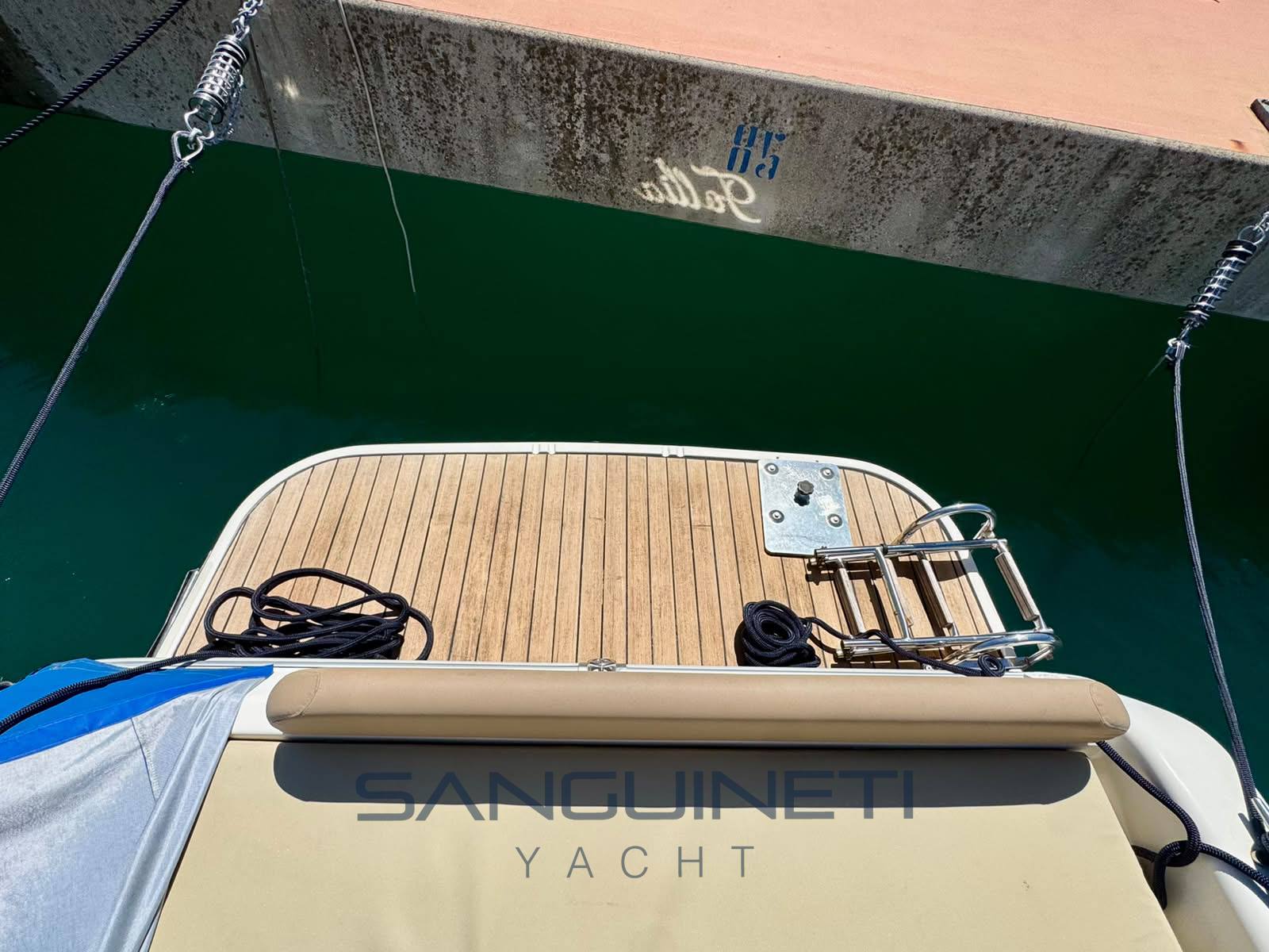 Terminal boat Freetime 24 motor boat