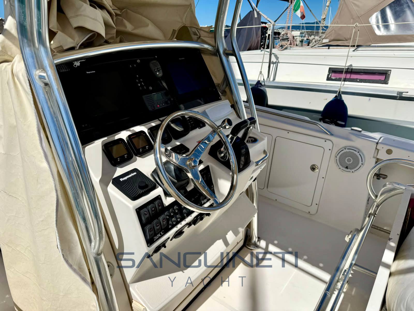 Edgewater 268 