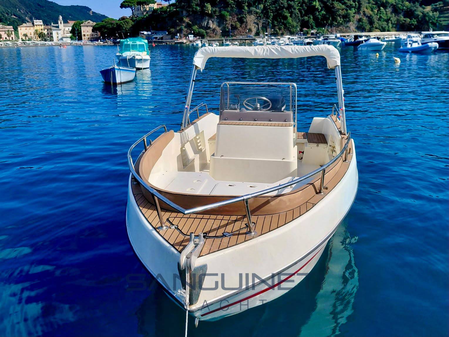 C&b nautica Breeze 22 custom barca a motore