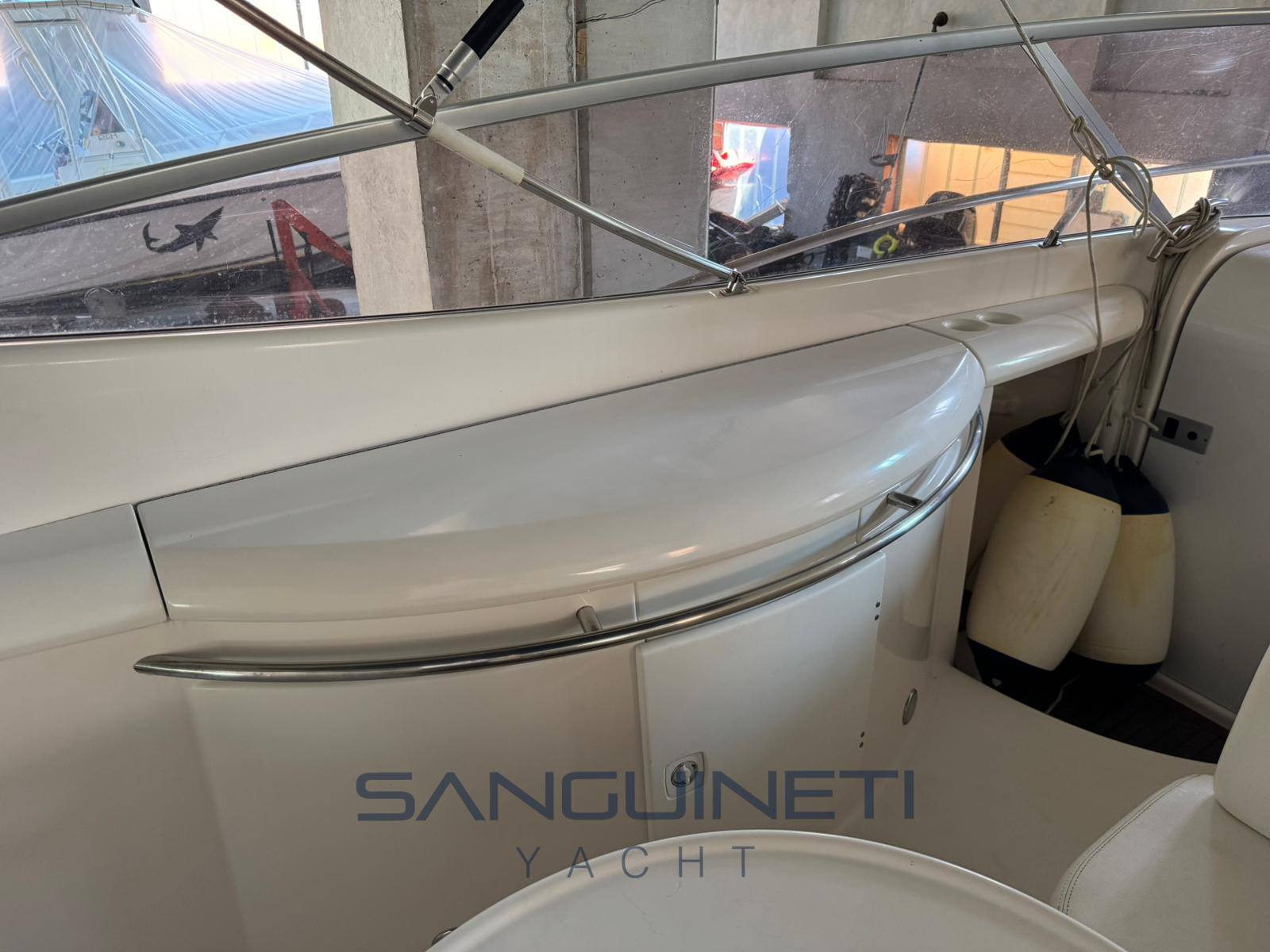 Sessa marine Islamorada 32 Express Cruiser