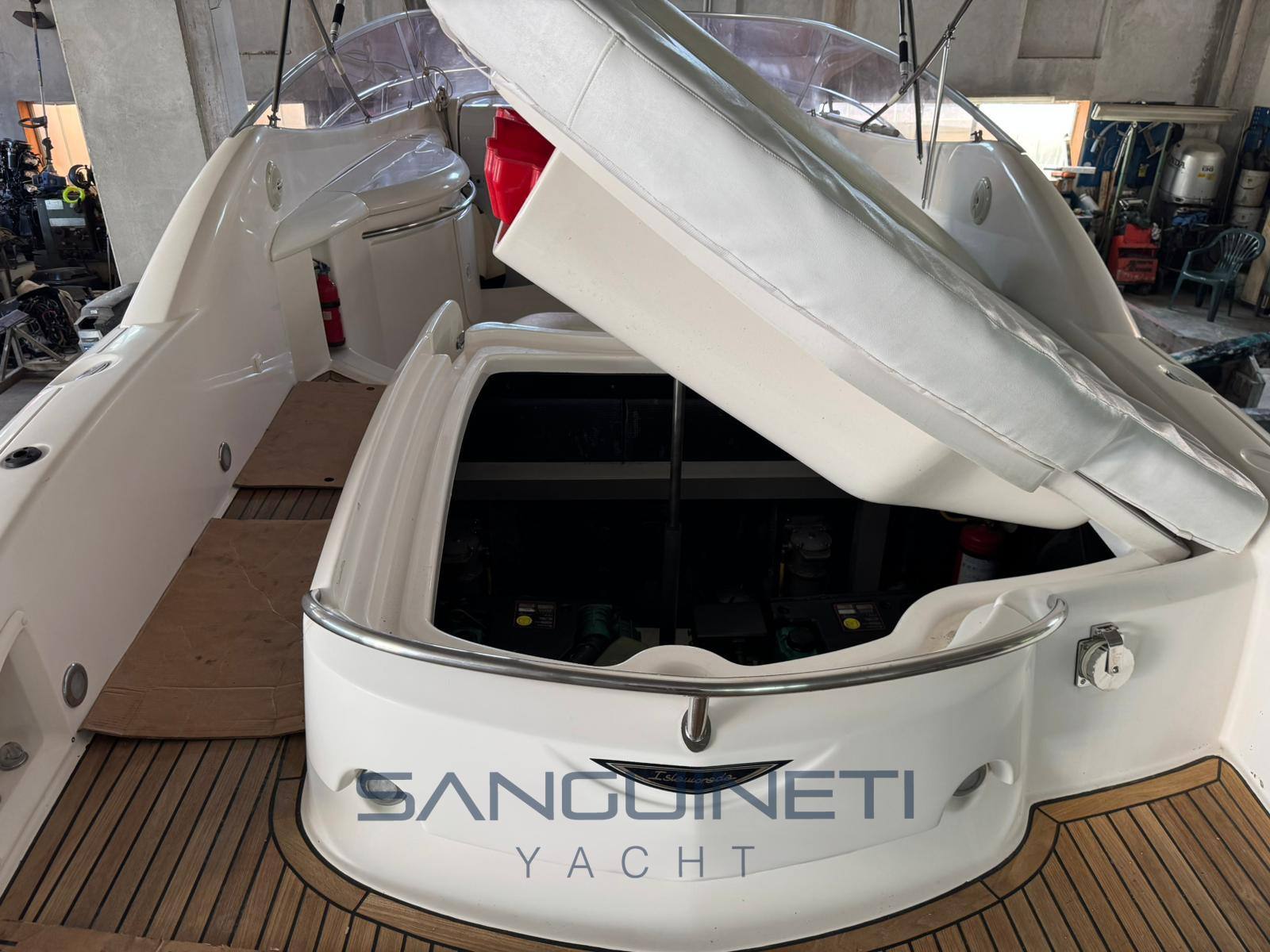 Sessa marine Islamorada 32 