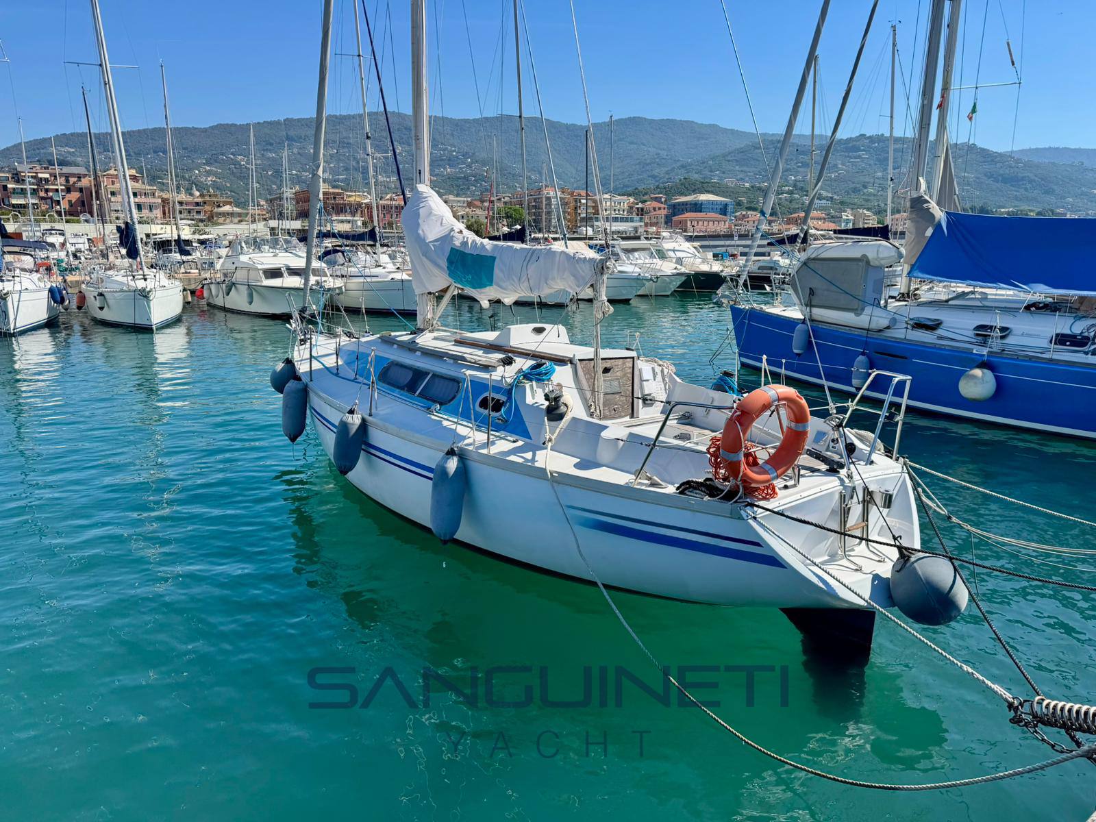 Comar comet 1050 barco de vela