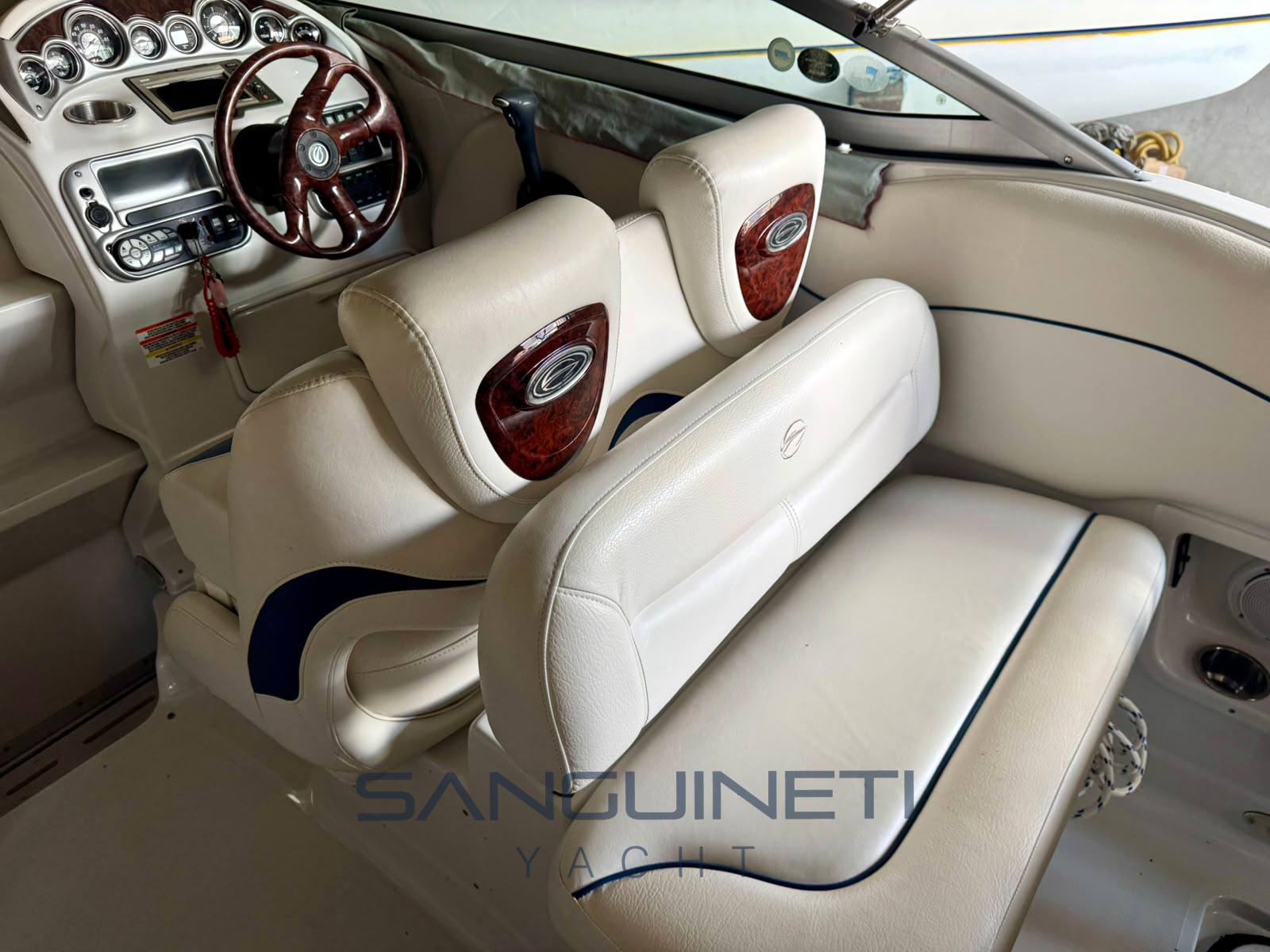 Crowline Cr 270 barca a motore
