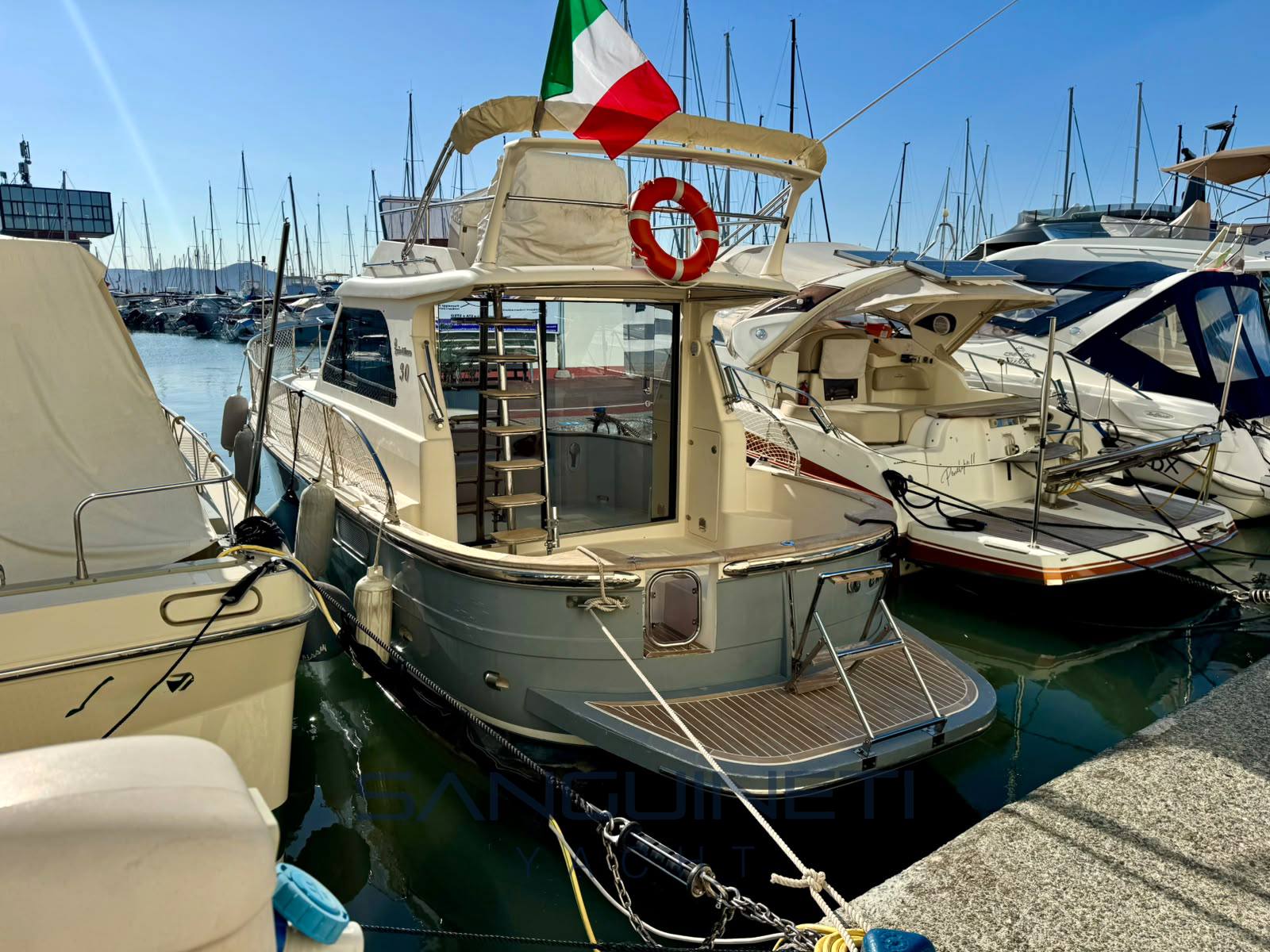 Sciallino 30 fly 
