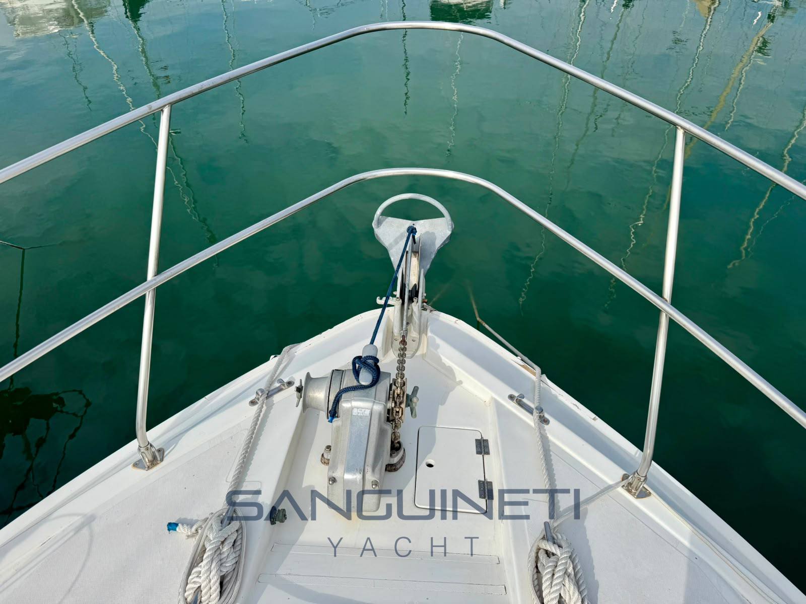 Azimut Az 35 驾驶桥楼 使用