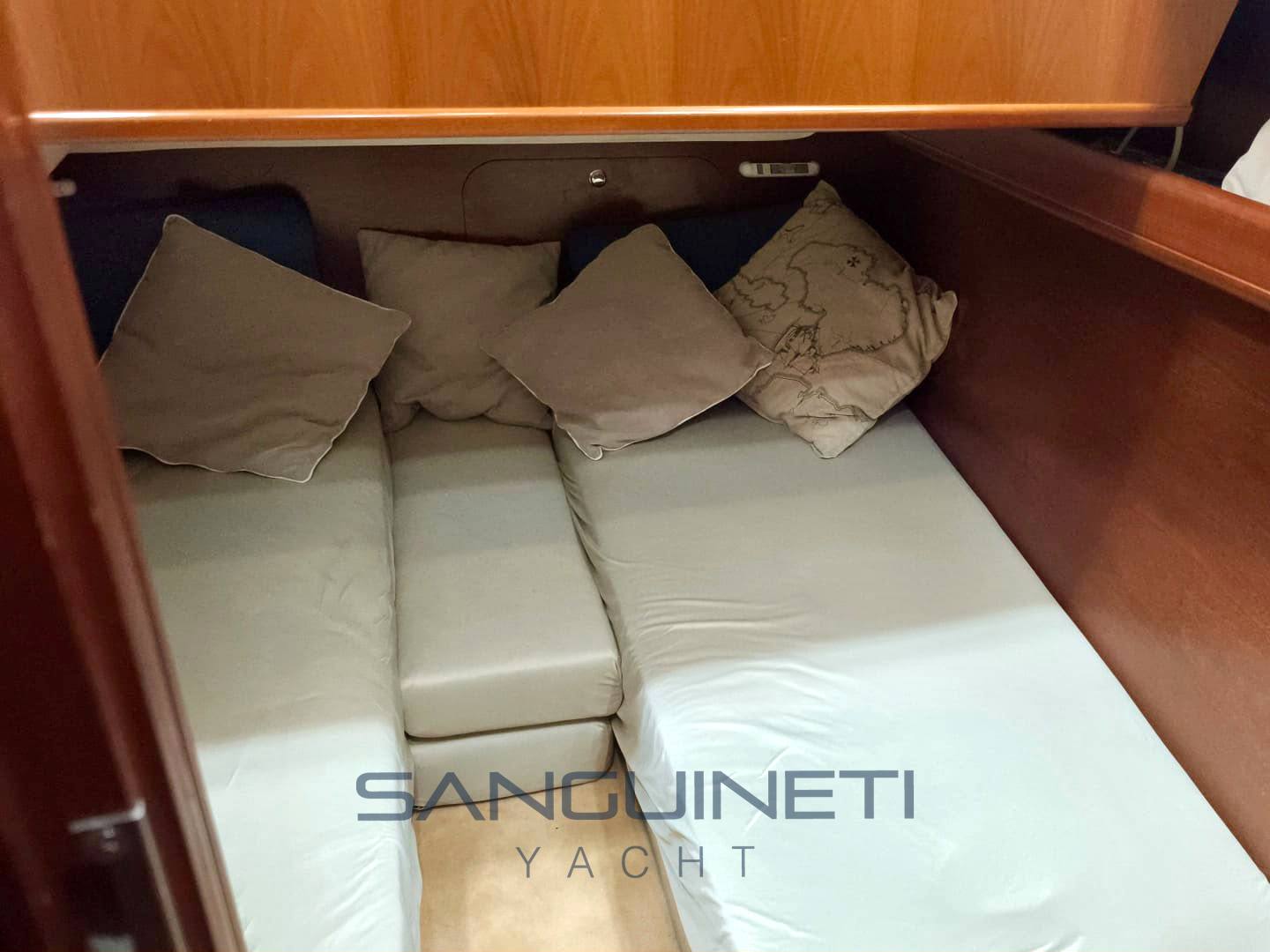 Beneteau Antares 10.80 0