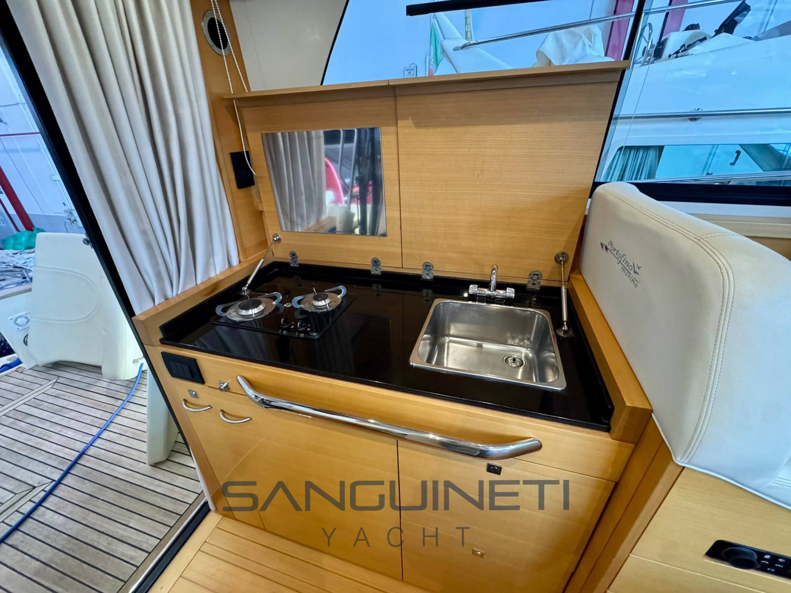 Portofino 38 fly Motor boat used for sale