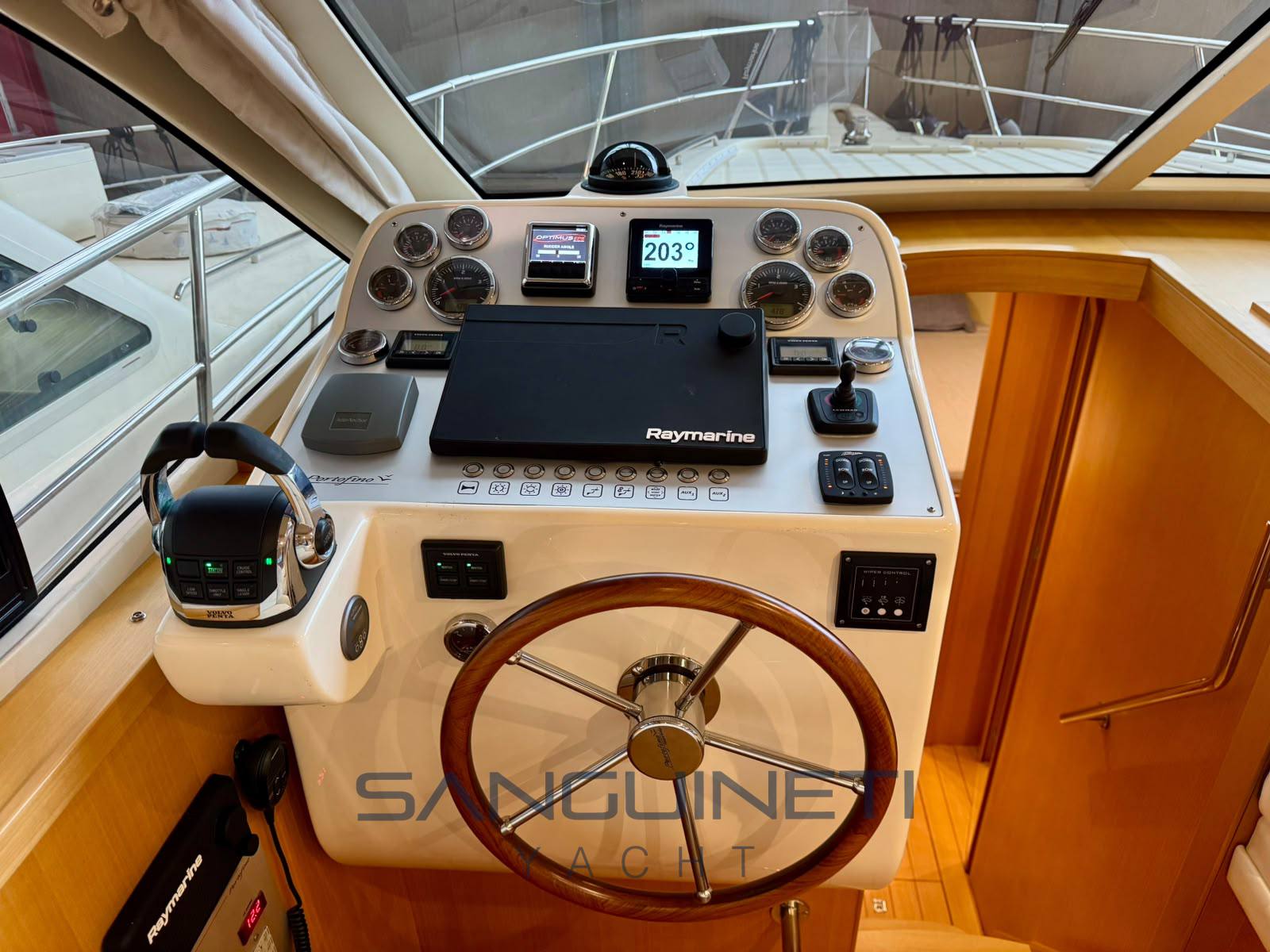 Portofino 38 fly motor boat
