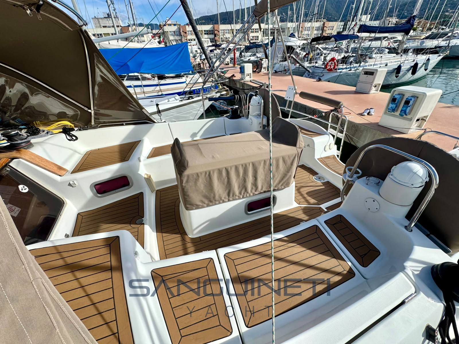 Jeanneau Sun odyssey 42 ds 0