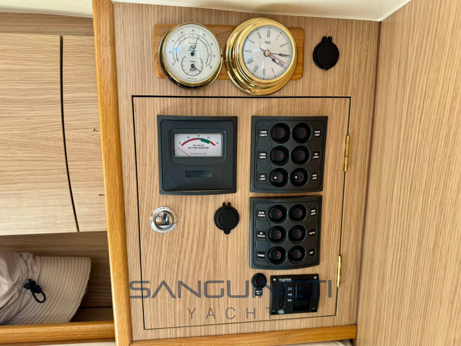 Antila 26 القوارب الشراعية مستعملة للبيع