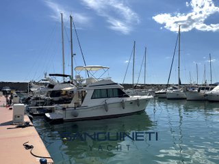 Riviera 35