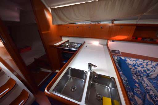 Beneteau Beneteau Oceanis 37