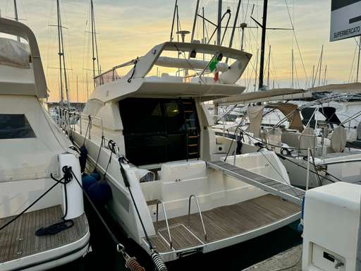 Ferretti Ferretti 120