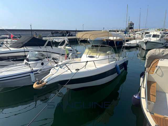 Compositi costruzioni navali Seabird 655