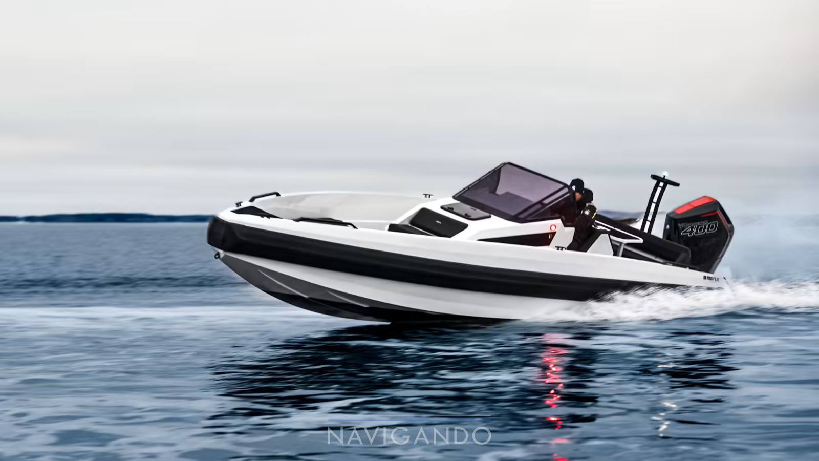 Iron boats 907 t-top