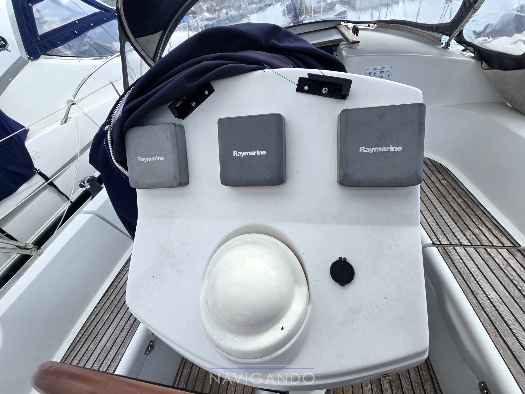 Jeanneau Sun odyssey 35 legend Парусная лодка используется для продажи