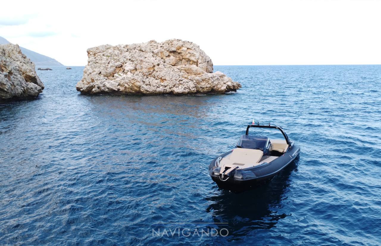 Icon marine 40gt Gommone