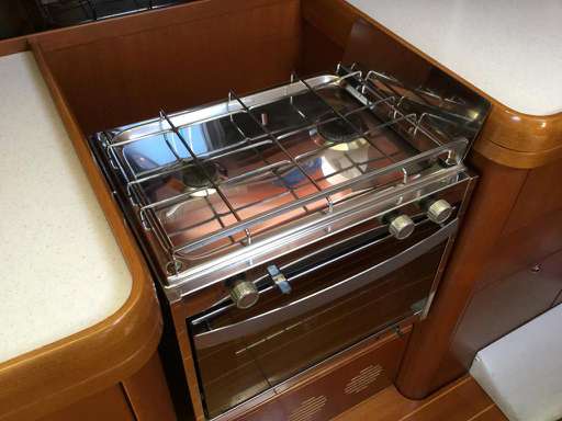 Del Pardo Del Pardo Grand soleil 43 b&c