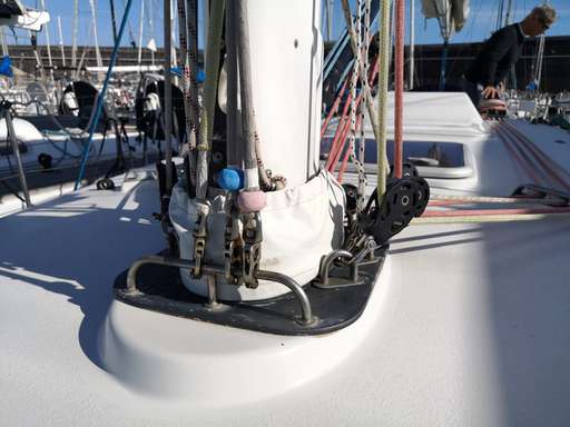 Del pardo Del pardo Grand soleil 40 (paperini)