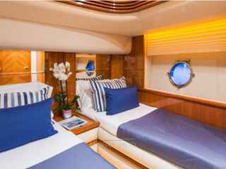 Azimut Az 68 plus от 2002