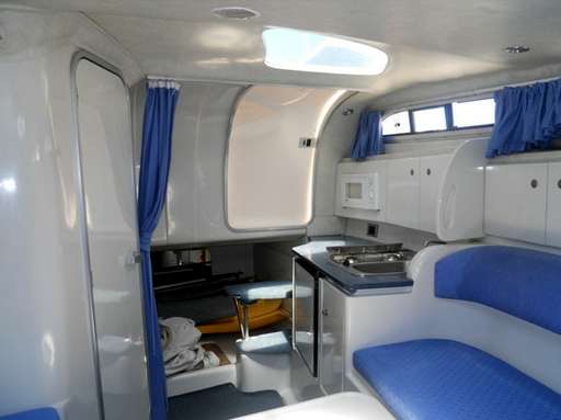 Gobbi Gobbi 25 cabin