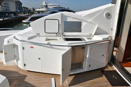 Sunseeker Sunseeker Predator 82