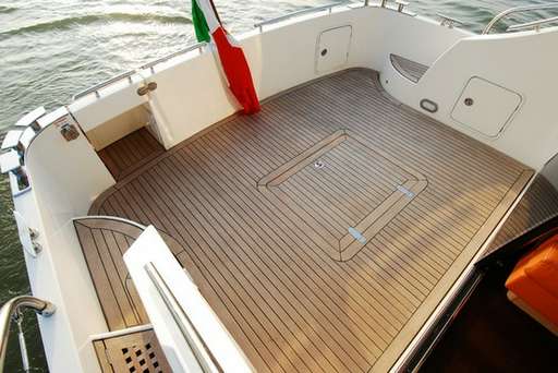 Cantiere estensi Cantiere estensi Goldstar 440 s