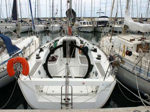 Beneteau Beneteau 35 first