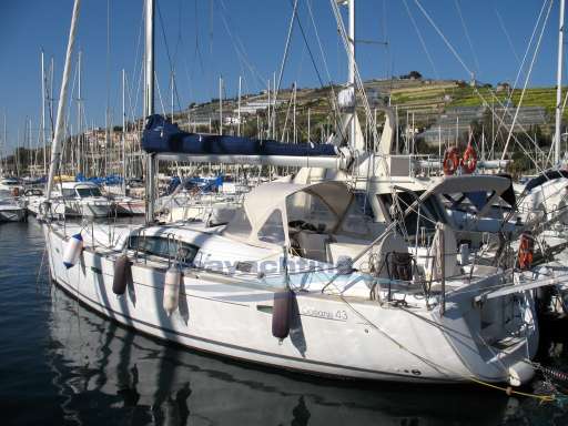 Beneteau Beneteau Oceanis 43