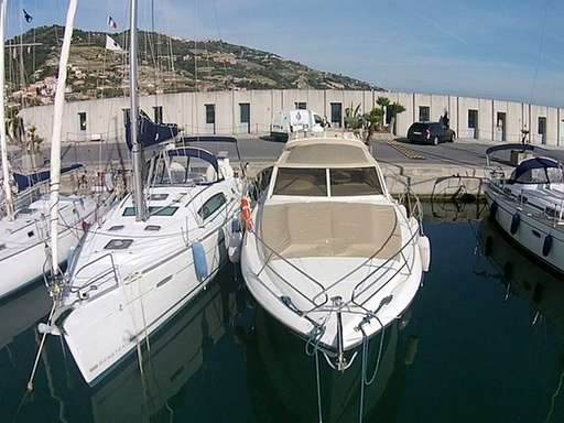 Princess yachts Princess yachts Princess v40