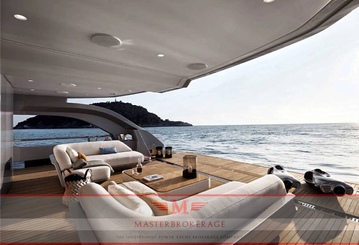 Azimut Grande 38 trideck