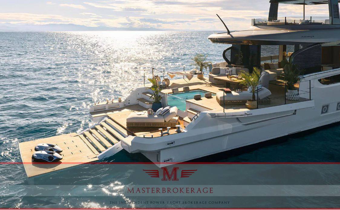 Azimut yachts Seadeck 9