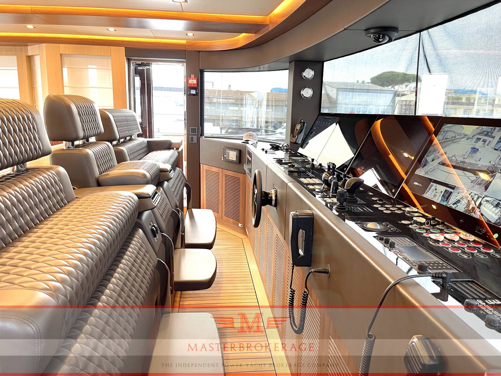 Maiora M36 exuma Флайбридж используется